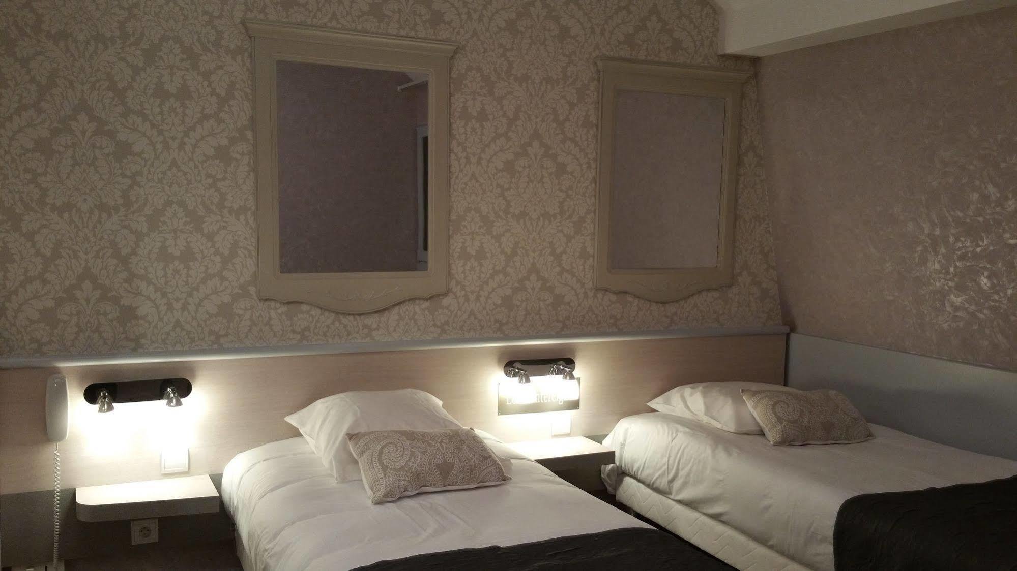Hotel Le Chantereigne Les Noes-pres-Troyes Экстерьер фото