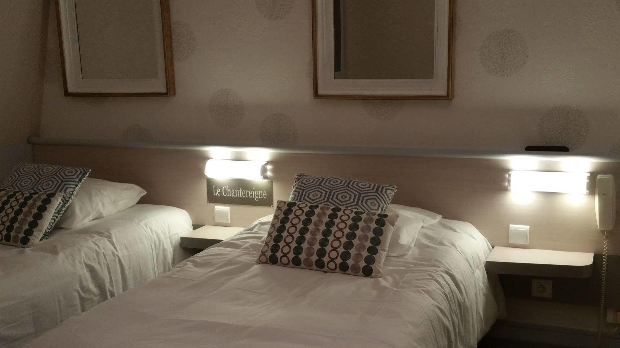 Hotel Le Chantereigne Les Noes-pres-Troyes Экстерьер фото